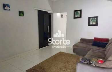 Imagem 4: Casa estilo sobrado com 4 dormitórios à venda, 225m² por R$ 650.000...