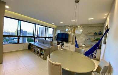 Imagem: O apartamento à venda possui 3 Dormitórios, 3 Banheiros, 2