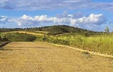 Imagem: O terreno possui 1.000m² de Área e está localizado em Jaboticatubas