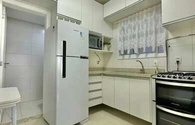 Imagem 12: Apartamento de 2 quartos de frente, vista para o mar no bairro navegantes