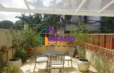 Imagem: A casa possui 3 Dormitórios, 2 Banheiros, 1 Vaga na garagem