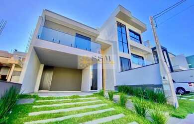 Imagem: A casa em condomínio possui 3 Dormitórios, 3 Banheiros, 4