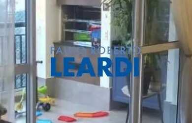 Imagem: O apartamento possui 3 Dormitórios, 3 Banheiros, 2 Vagas na