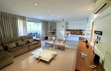 Imagem: O apartamento possui 3 Dormitórios, 5 Banheiros, 3 Vagas na