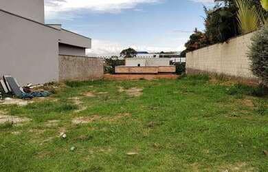 Imagem 2: LOTE NO CONDOMÍNIO JARDIM VENEZA EM SENADOR CANEDO Lote à Venda, 360.00...