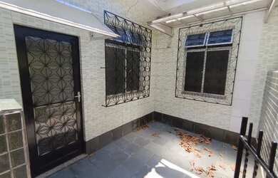 Imagem: A casa possui 1 Dormitório, 1 Banheiro, 50m² de Área e está