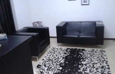 Imagem: O depósito possui 5 Vagas na garagem e está localizado em