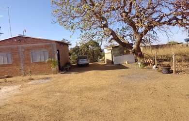 Imagem: O terreno possui 2.500m² de Área e está localizado em Alexânia