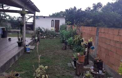 Imagem: A casa em condomínio possui 2 Dormitórios, 1 Banheiro, 4 Vagas