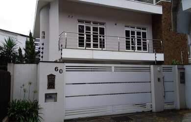 Imagem 1: Casa GASPAR - SC. 220m² de Área, 2 Vagas na garageme3 Dormitórios