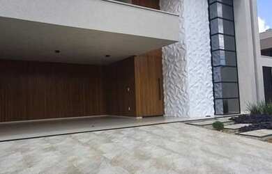 Imagem: A casa em condomínio possui 3 Dormitórios, 2 Banheiros, 2