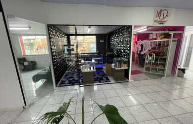 Imagem 4: Galeria shopping salas e box comerciais