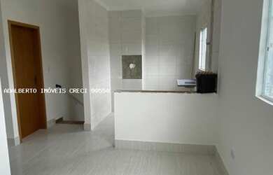 Imagem: A casa possui 2 Dormitórios, 1 Banheiro, 1 Vaga na garagem