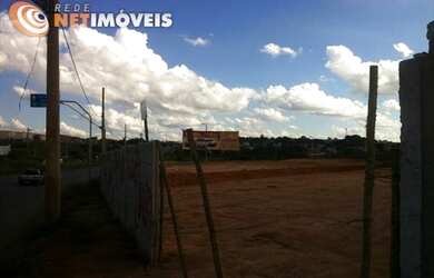 Imagem: O terreno possui 6.263m² de Área e está localizado em Duque