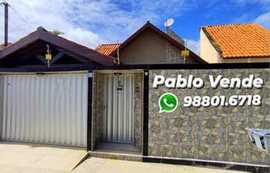 Imagem: A casa possui 5 Dormitórios, 3 Banheiros, 2 Vagas na garagem