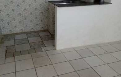 Imagem: A casa possui 1 Dormitório, 1 Banheiro e está localizado