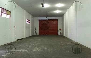 Imagem 2: Galpão, 680 m² no Socorro