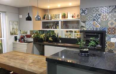 Imagem: O apartamento possui 3 Dormitórios, 4 Banheiros, 2 Vagas na