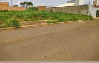 Imagem: O terreno possui 200m² de Área e está localizado em Mata