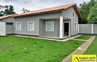 Imagem: A casa em condomínio possui 2 Dormitórios, 2 Banheiros, 3