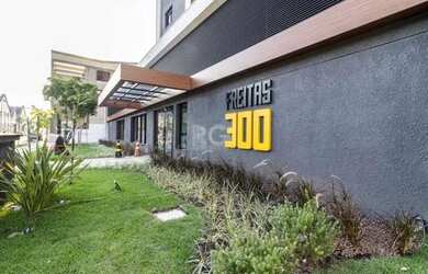 Imagem 4: Apartamento em Azenha. Piscina, Churrasqueira, Imóvel novoeÁrea de serviço