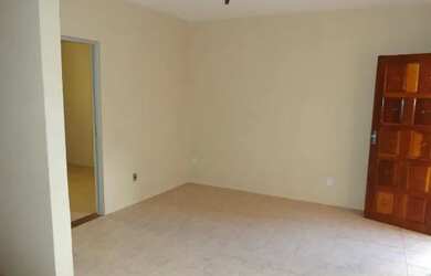 Imagem: A casa possui 2 Dormitórios, 1 Banheiro, 90m² de Área e