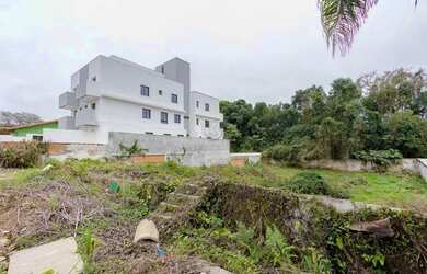 Imagem: O terreno possui 1.032m² de Área e está localizado em Santa