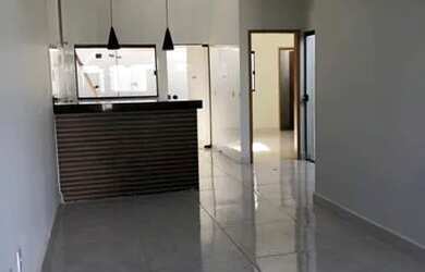 Imagem: A casa possui 2 Dormitórios, 1 Banheiro, 3 Vagas na garagem