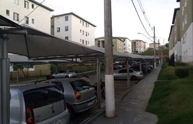 Imagem: O apartamento possui 2 Dormitórios, 1 Banheiro, 1 Vaga na garagem