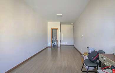 Imagem: O depósito e possui Dormitórios, Suítes, Banheiros, 1