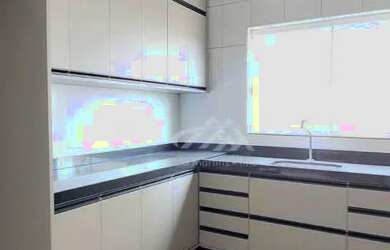 Imagem: O apartamento possui 2 Dormitórios, 2 Banheiros, 2 Vagas na