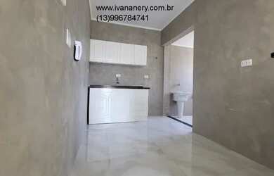 Imagem 15: Apartamento totalmente reformado, 2 quartos, 100 metros do mar - Jd. Sta....