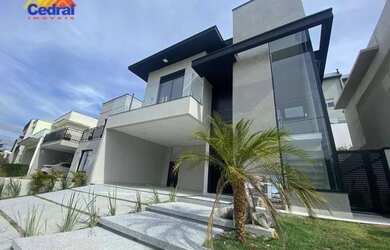 Imagem: A casa em condomínio possui 4 Dormitórios, 2 Banheiros, 4