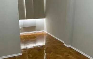 Imagem 3: Apartamento para aluguel tem 72 metros quadrados com 2 quartos em Copacabana...