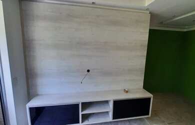 Imagem: O apartamento possui 3 Dormitórios, 1 Banheiro, 1 Vaga na garagem