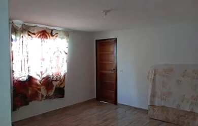 Imagem: A casa possui 2 Dormitórios e está localizado em Ceilândia