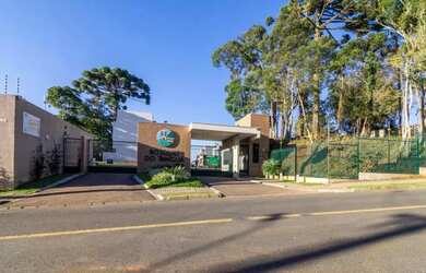 Imagem: A casa em condomínio possui 3 Dormitórios, 3 Banheiros, 2