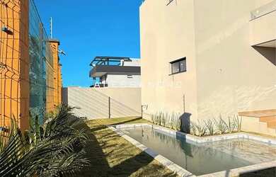 Imagem 8: Alphaville Sergipe. Piscina, Churrasqueira, Vista para o lagoeGuarda roupa