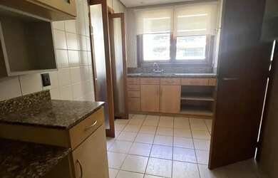 Imagem 10: Alto Padrão no Bela Vista 4 Dorms, Vista Rio, Lareira e 3 Vagas no Ed....