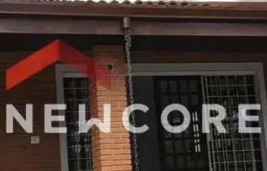 Imagem: A casa possui 3 Dormitórios, 4 Banheiros, 4 Vagas na garagem