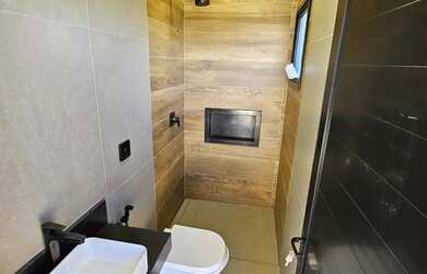 Imagem 6: Sobrado para venda possui 288 metros quadrados com 4 quartos em Jardins...