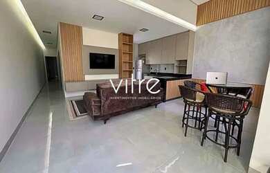 Imagem: A casa possui 3 Dormitórios, 2 Banheiros, 3 Vagas na garagem