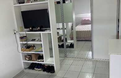 Imagem 13: Amplo apartamento com 90m² com três quartos no Farol