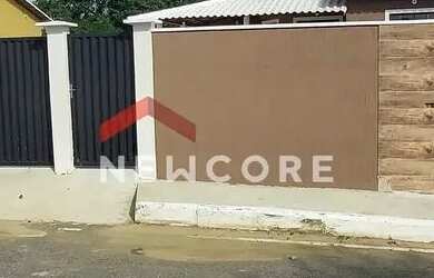 Imagem 2: Casa em Rua Maria das Graças Teles Pereira - Balneário Bambuí Ponta...