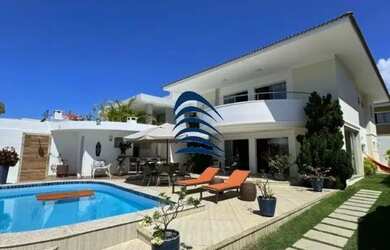 Imagem: A casa em condomínio possui 5 Dormitórios, 4 Banheiros, 3