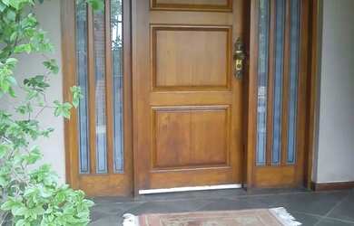 Imagem 3: Casa a venda no Guarujá. Piscina, Churrasqueira, VarandaeLareira