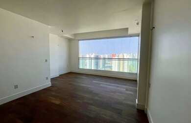 Imagem: O apartamento possui 4 Dormitórios, 5 Banheiros, 4 Vagas na