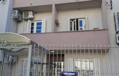 Imagem: O apartamento possui 2 Dormitórios, 1 Banheiro, 62m² de Área