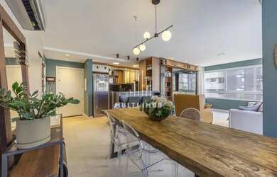 Imagem: O apartamento possui 3 Dormitórios, 2 Banheiros, 2 Vagas na