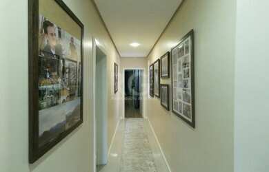 Imagem 14: Casa em Cristo Rei. Piscina, Churrasqueira, Área de serviçoe222m² de...